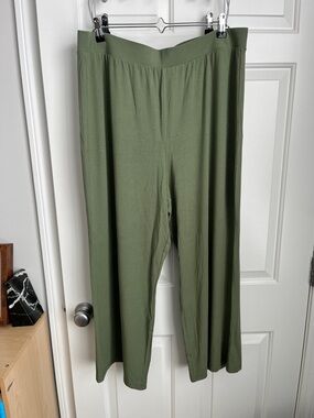 Old Navy XL Olive Green Wide-Leg Pull-On Pants